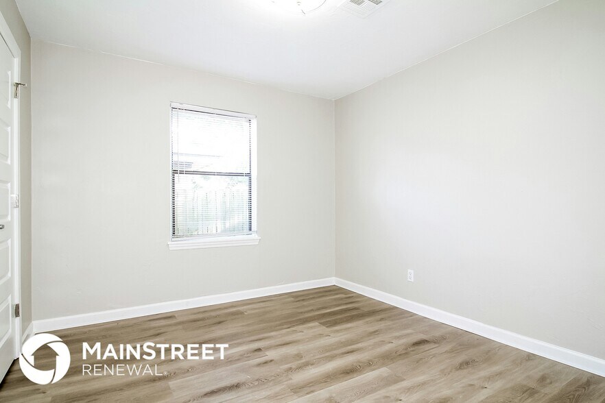 Building Photo - 5117 S Lee Ave