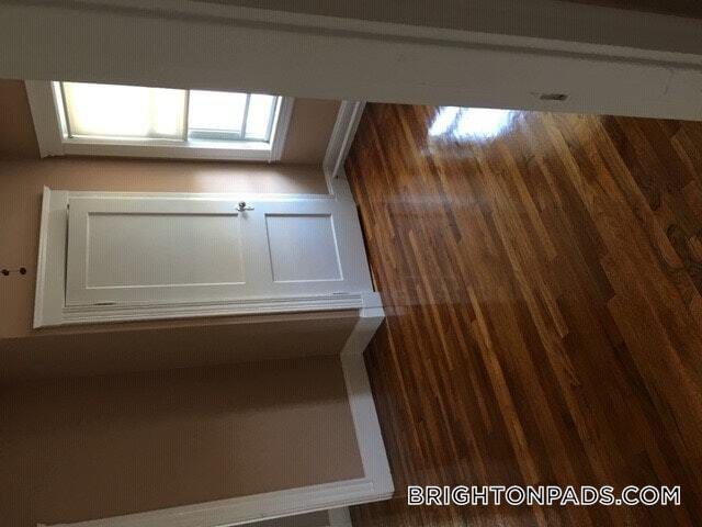 Building Photo - 81 Cresthill Rd