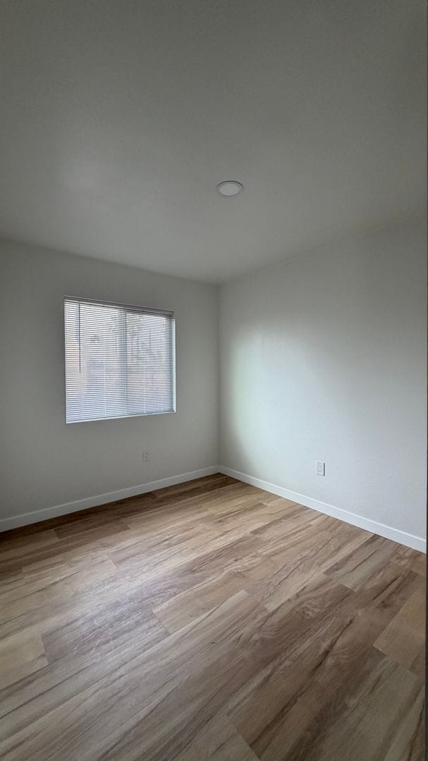 Building Photo - New ADU Build 1BR/1BA Available Now