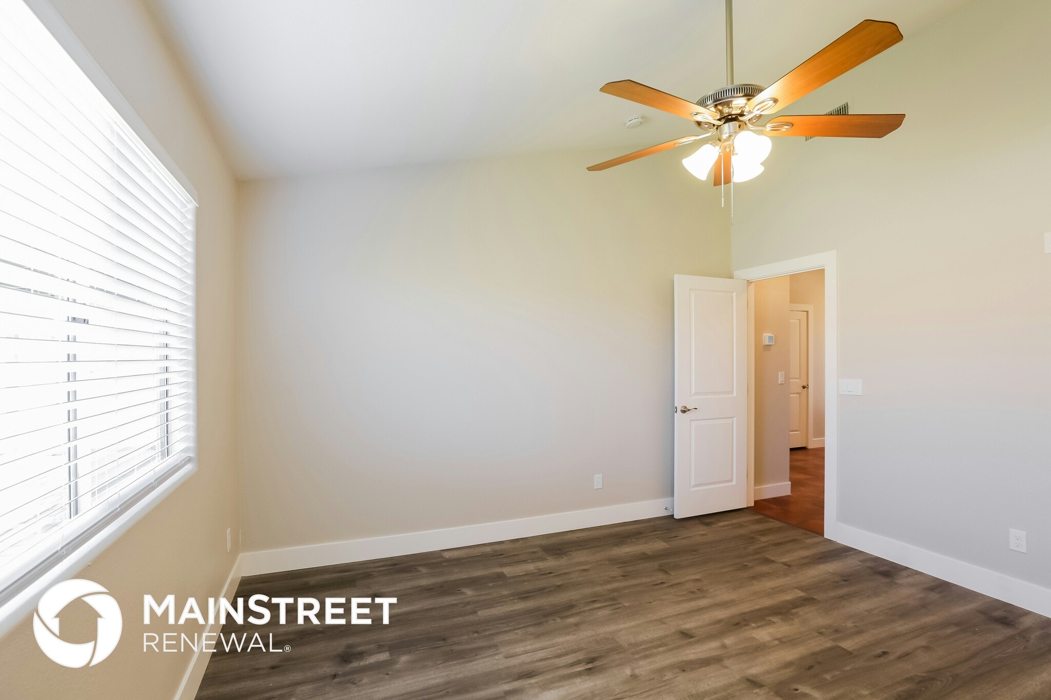 Building Photo - 6335 E Brown Rd