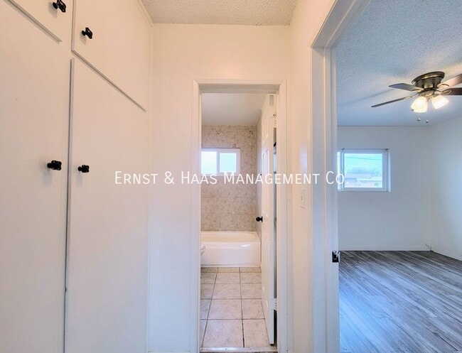 Building Photo - 5050 Linden Ave