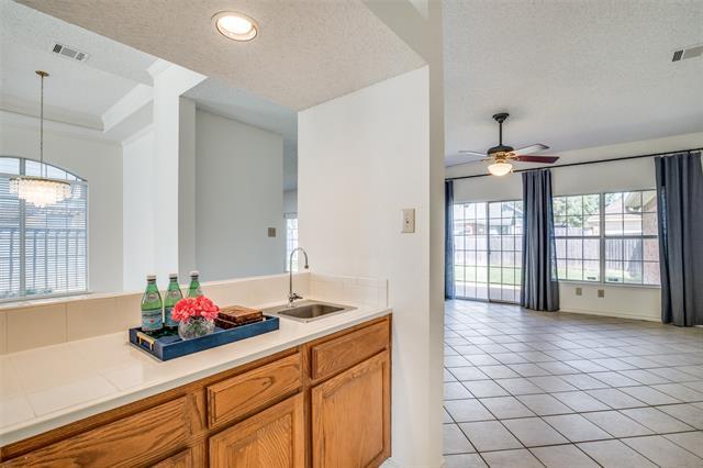 Building Photo - 3637 Longbow Ln