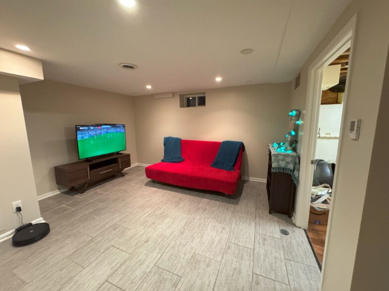 Building Photo - 3911 Alton Rd