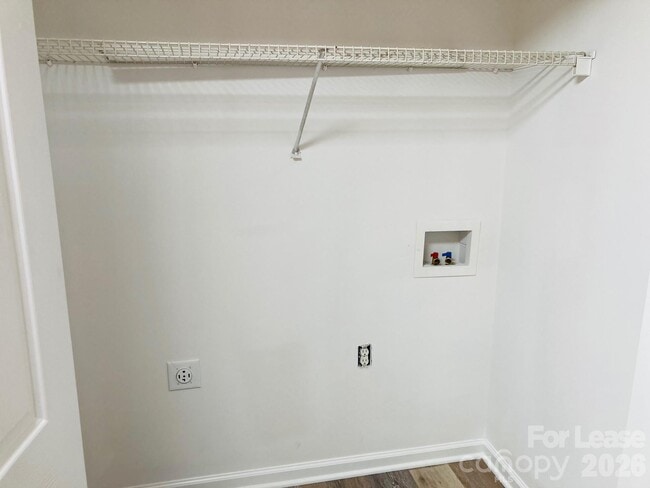 Building Photo - 6383 Kidville Rd