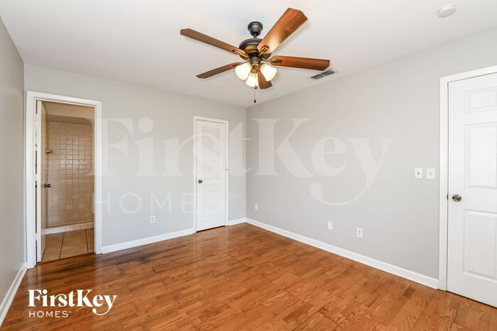 Building Photo - 282 Ground Dove Cir