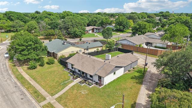 Building Photo - 12540 High Meadow Dr