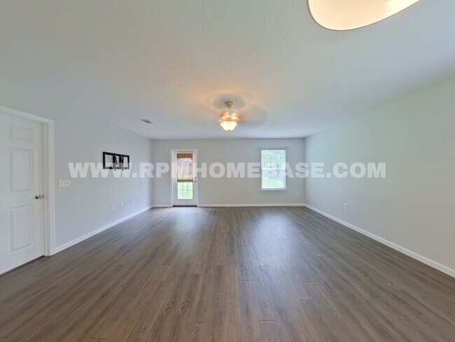 Building Photo - Your Baker Sanctuary with Spacious Backyar...
