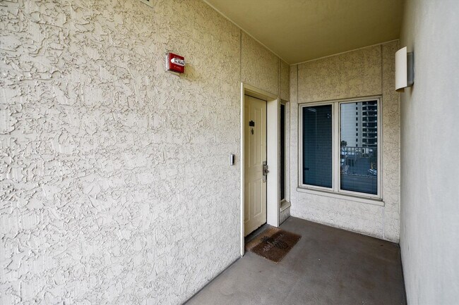 Building Photo - 104 Gulfside Ct