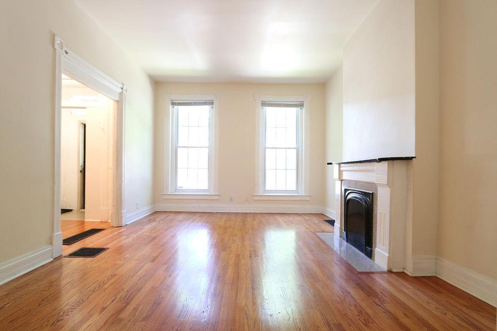 Building Photo - 2143 W Bowler St