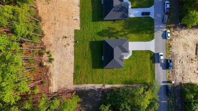 Building Photo - 6022 SW 206th Ave