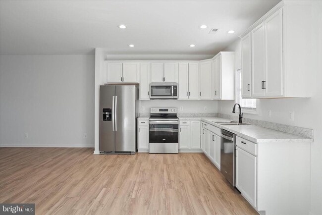 Building Photo - 116 Windsor Knit Rd