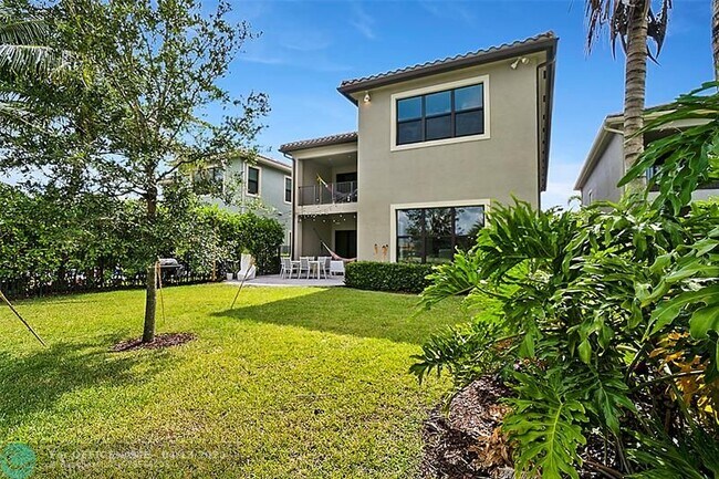Building Photo - 16621 Germaine Dr
