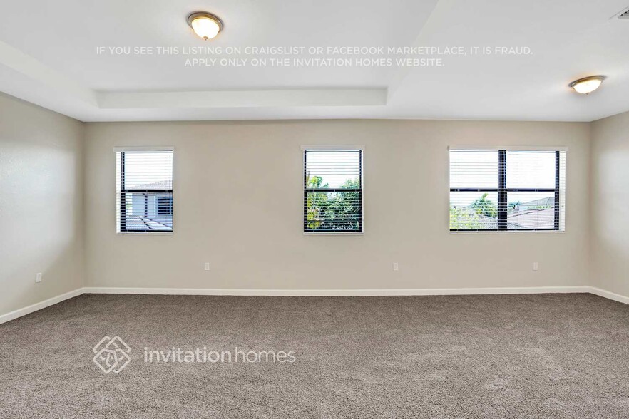 Building Photo - 141 SE 35 Ave