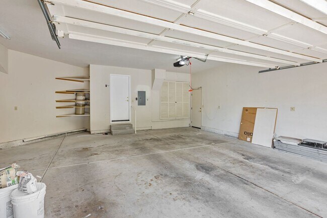 Building Photo - 124 Birchbark Pl