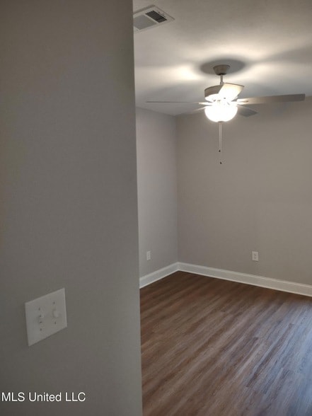 Building Photo - 620 Westfield Dr