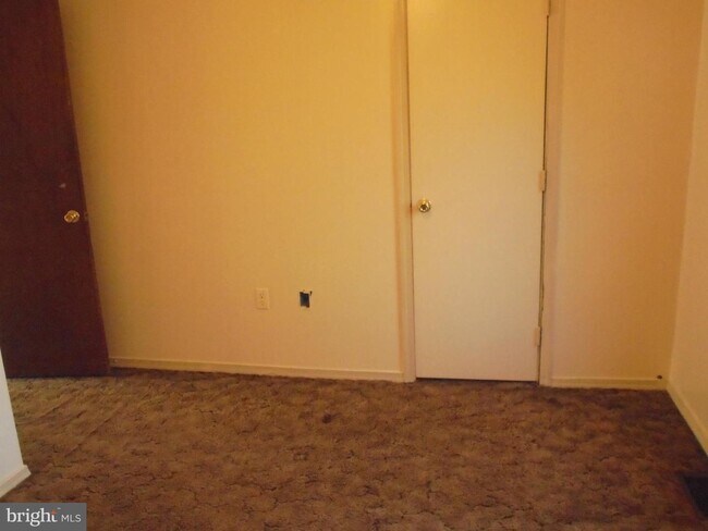 Building Photo - 51 Ed Turner Ln