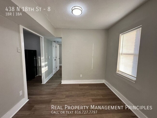 Building Photo - 438 N 18th St