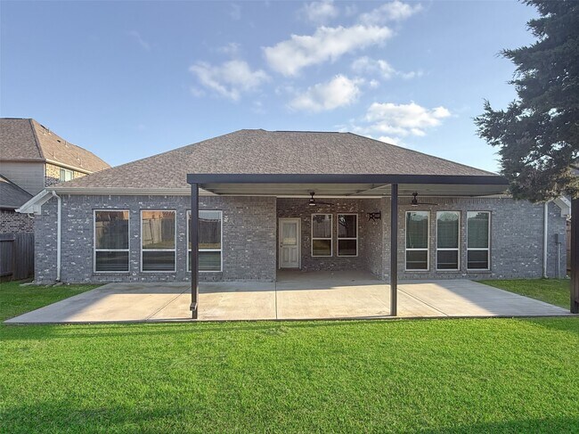 Building Photo - 1524 N Blue Bonnet Ln