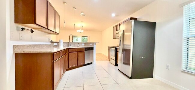 Building Photo - 1087 Osborne Ct