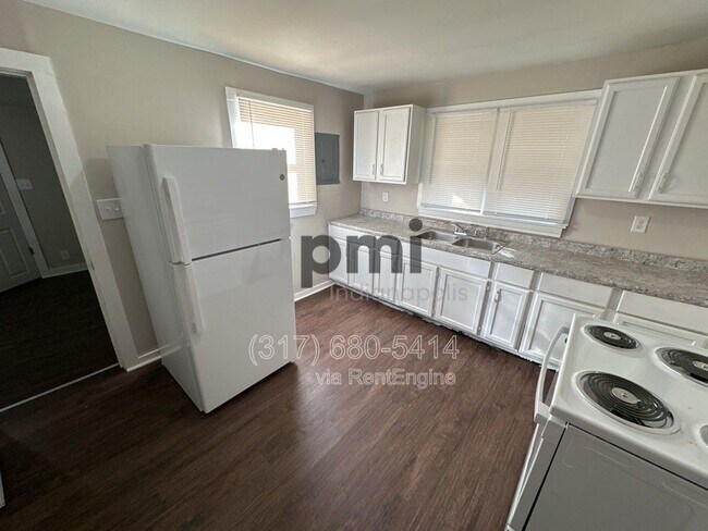 Building Photo - 2107 N Spencer Ave