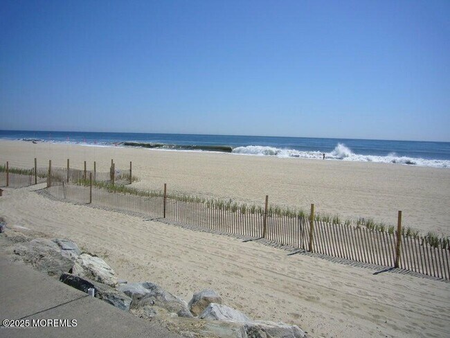 Building Photo - 1201 Ocean Ave