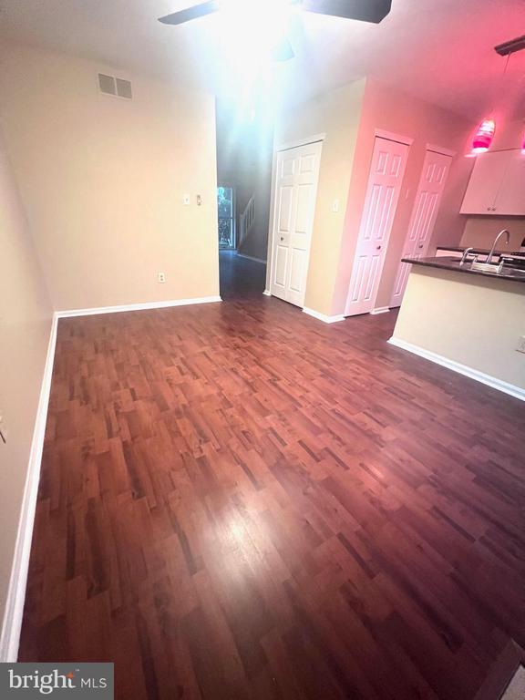 Building Photo - 62 Liberty Dr