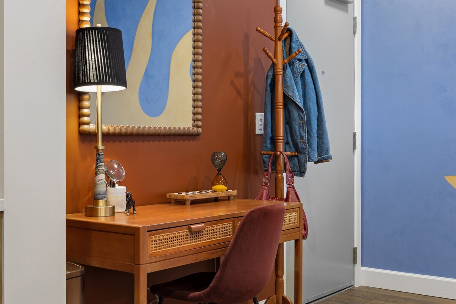 Building Photo - 641 Division St