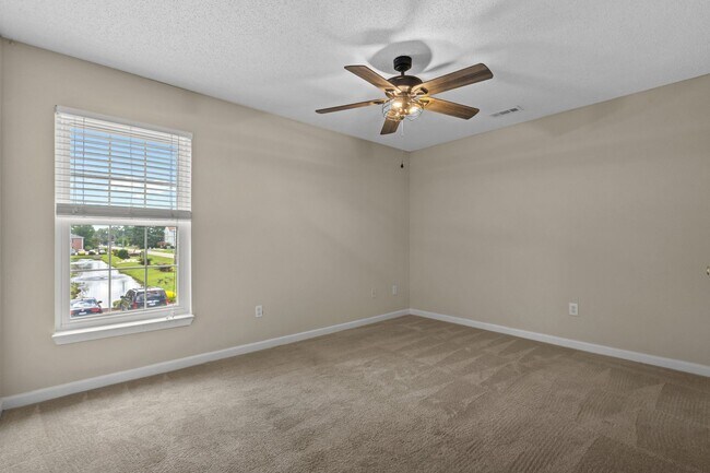 Building Photo - 3703 Clay Pond Rd