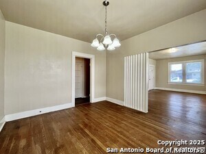 Building Photo - 124 Gifford St