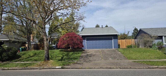 Building Photo - 12935 SW Conestoga Dr