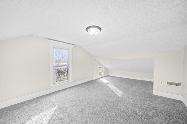 Building Photo - 2709 Kilbourne Ave