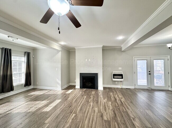 Building Photo - 3121 Deans Ct