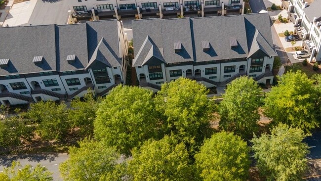 Building Photo - 134 Britten Pass