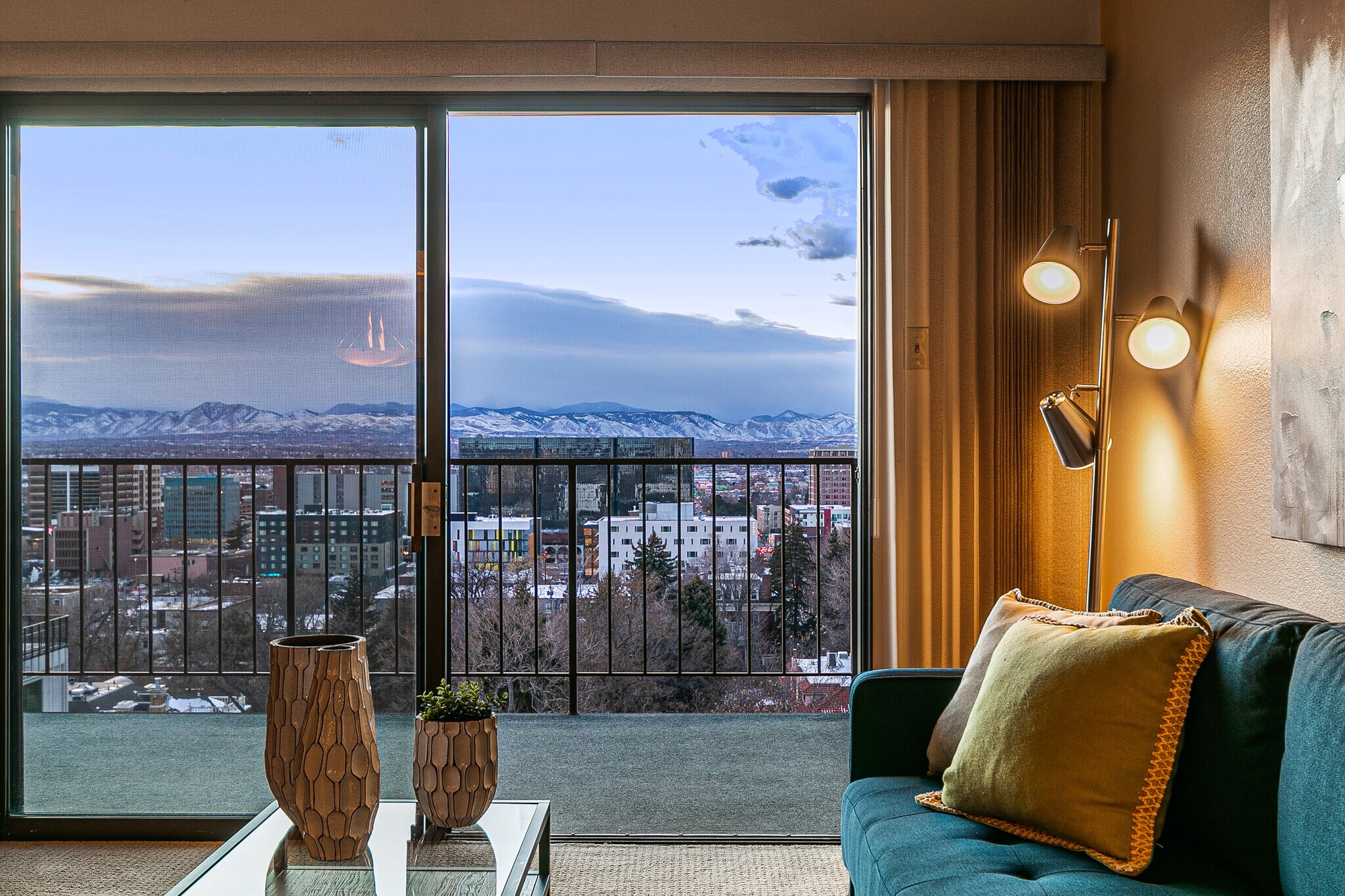 Building Photo - 777 N Washington St