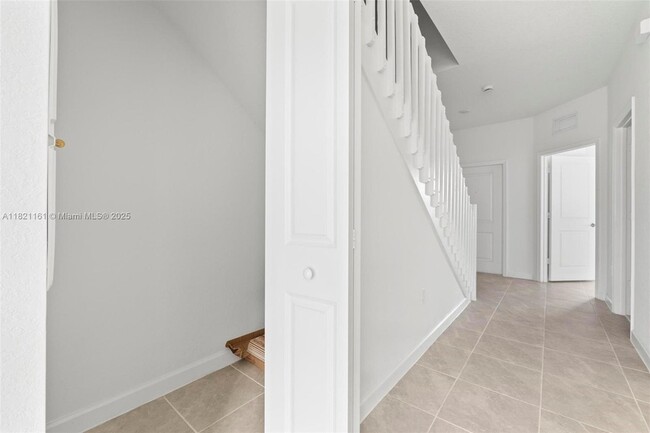 Building Photo - 12154 NW 24th Ct