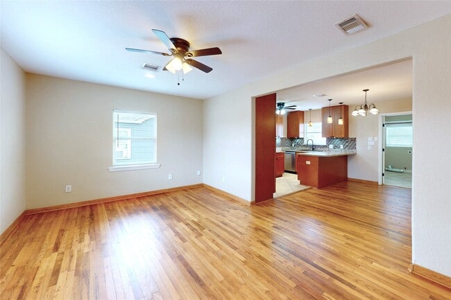 Building Photo - 407 Arizona St