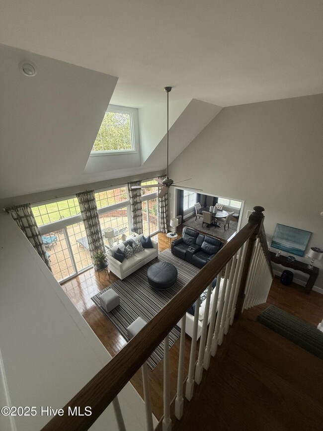 Building Photo - 2105 Lytham Ct