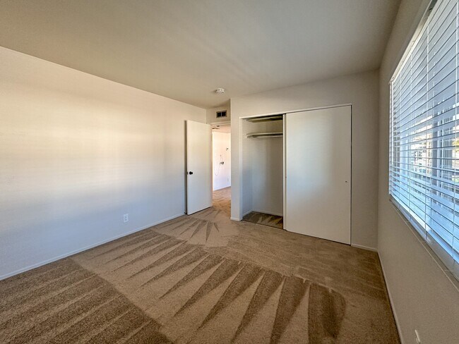 Floorplan - Devonshire Apartments