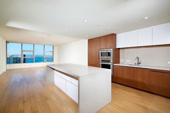 Building Photo - 1388 Kettner Blvd