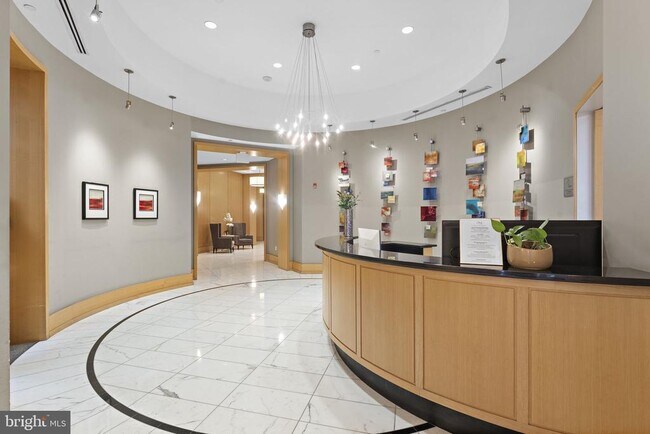 Building Photo - 155 Potomac Passage