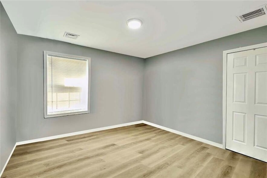 Building Photo - 119 Bowdoin St