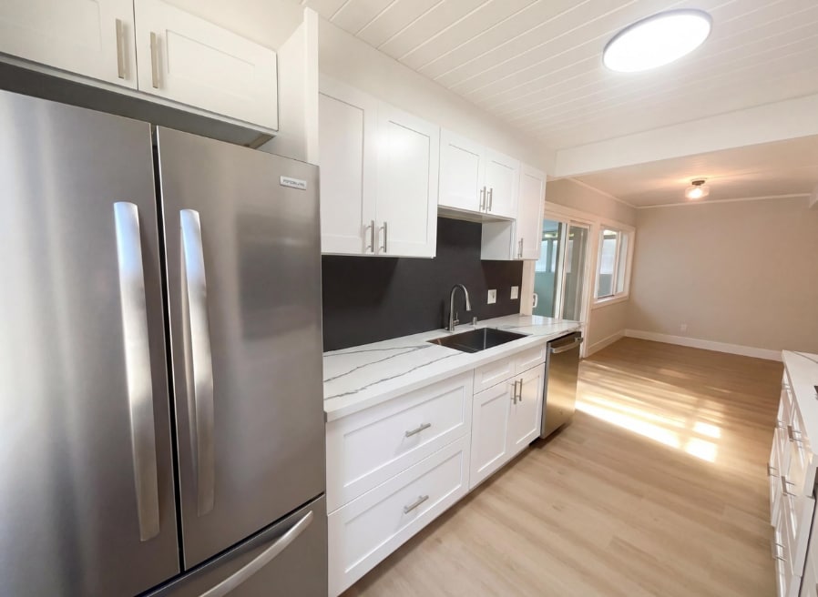 Building Photo - 2361 Oakmont Dr