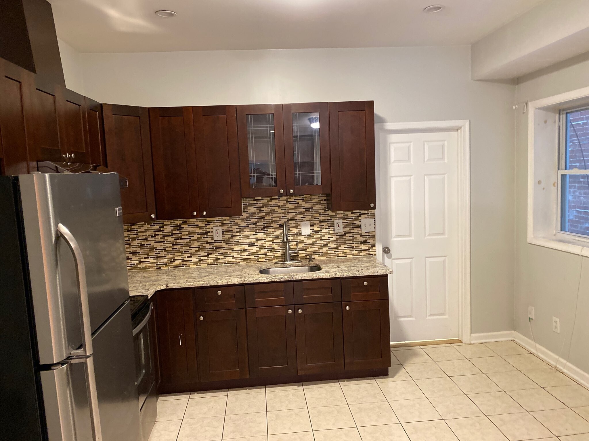 Building Photo - 1708 Mifflin St