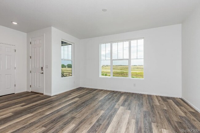 Building Photo - 15642 E Otero Ave