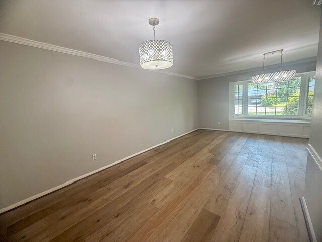 Building Photo - 5019 Oak Forest Dr