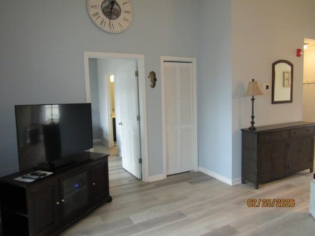 Building Photo - 144 Scotch Broom Dr