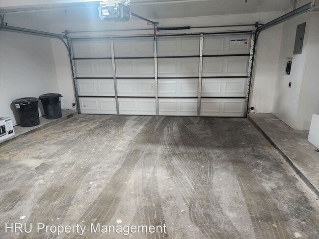 Building Photo - 1 br, 2 bath House - 700 New Stine Rd #9