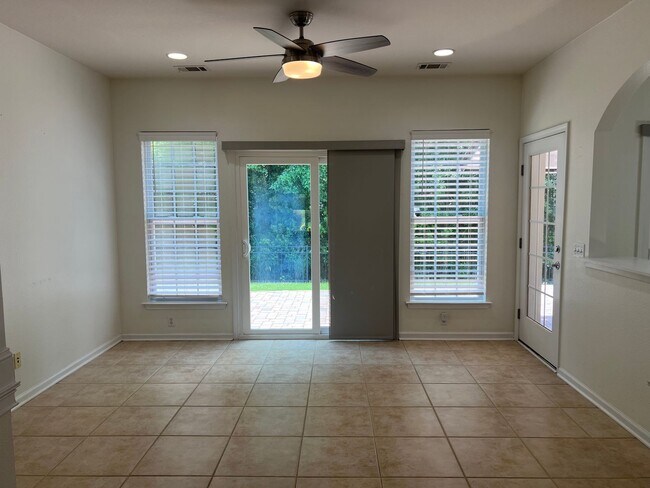 Building Photo - Gorgeous One-Level Ranch Style Home in The...