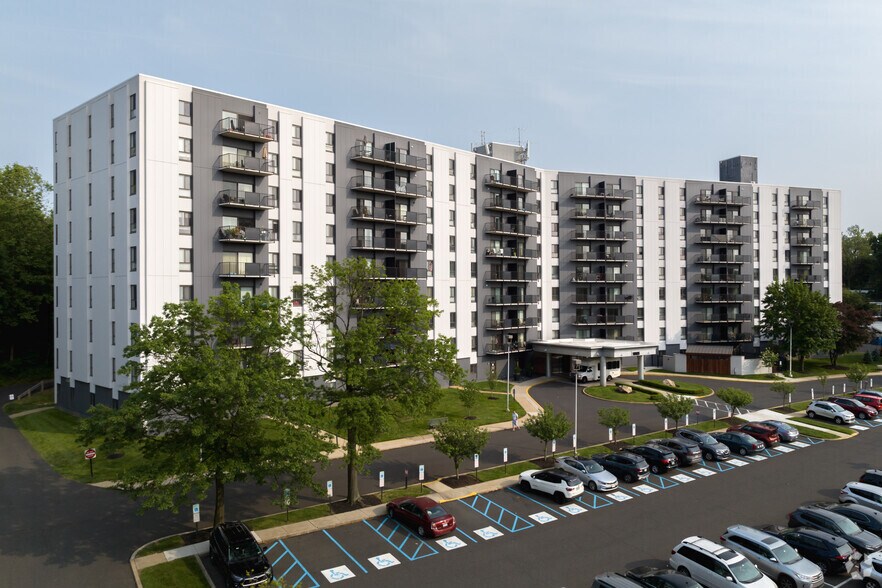 Regency Towers Apartments 1001 Easton Rd Willow Grove PA 19090