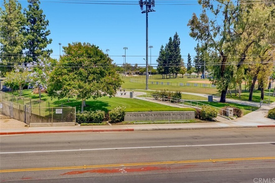 Building Photo - 17578 Orange Dr